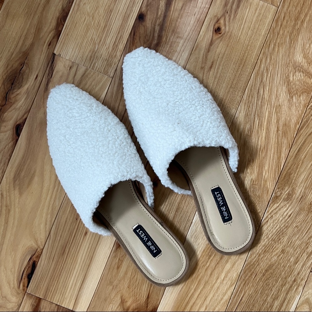 Nine West fuzzy pointy toe mules